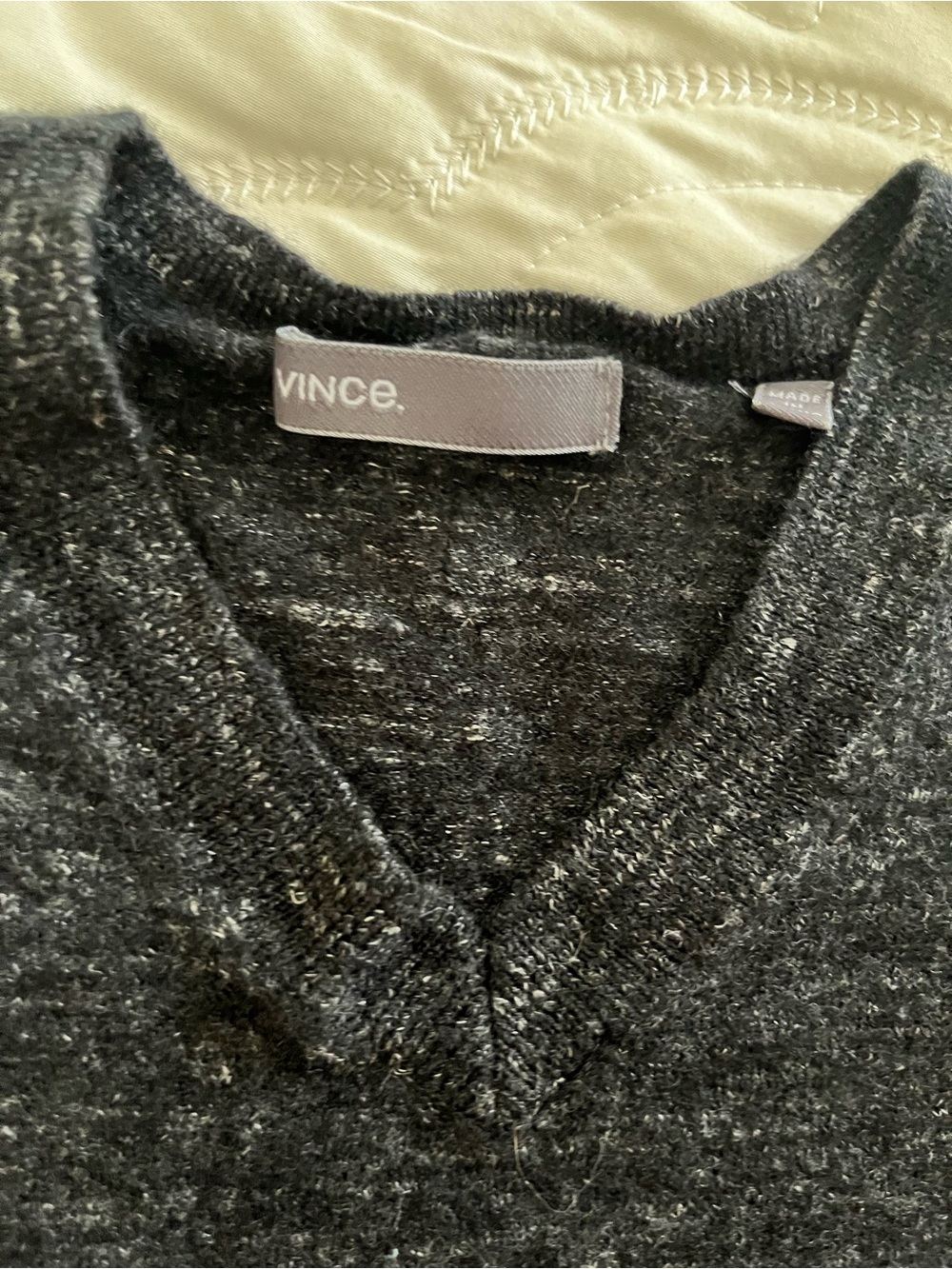 Vince Women's Charcoal V-Neck Cashmere Blend Sweater XS - Picture 6 of 9